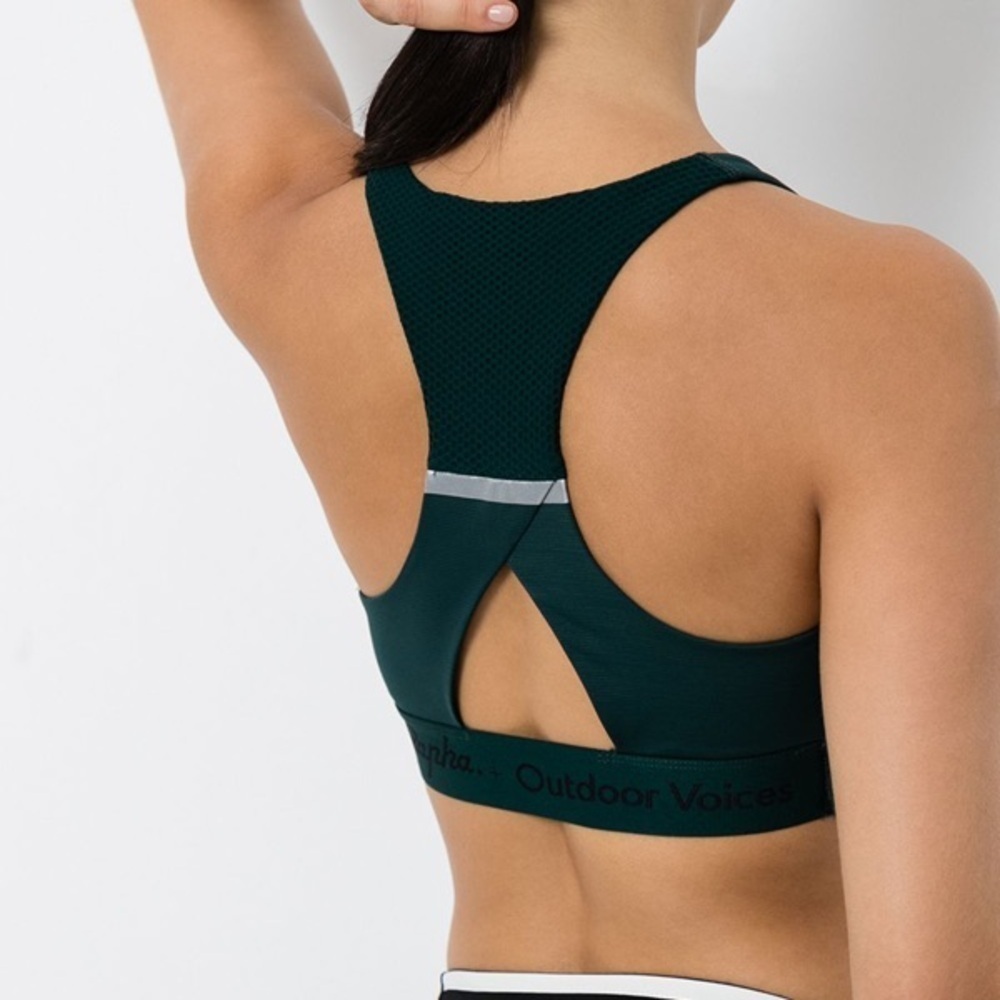 Outdoor Voices The Rapha sports bra w/removable pads Sz-XS.‎ J1